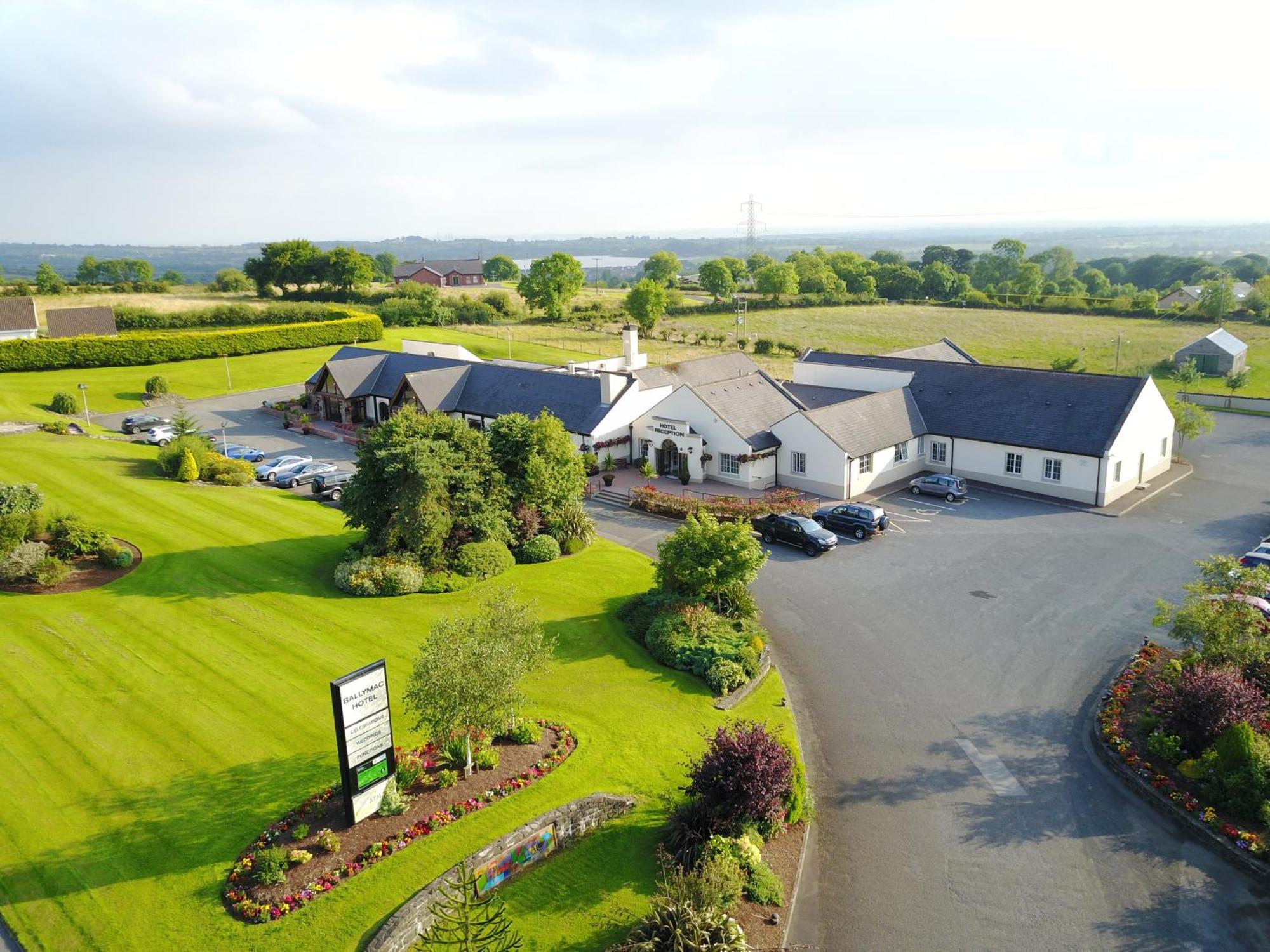 Ballymac Hotel Stonyford Exterior photo